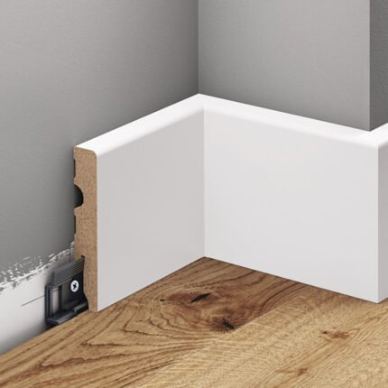 Baltos MDF grindjuostės 8 cm aukščio. pagrindinė nuotrauka