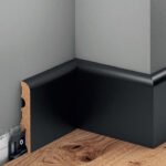 Juodos MDF grindjuostės 8 cm aukščio. Pagrindinė nuotrauka